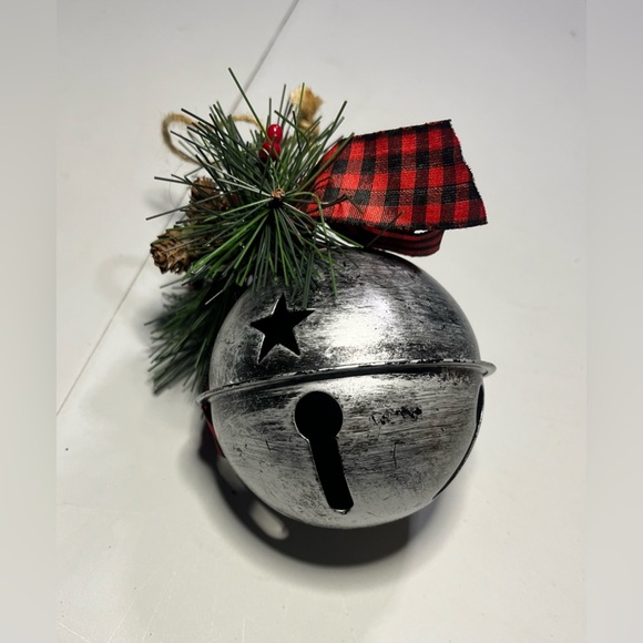 Jumbo Metal Silver Jingle Bell Christmas Ornament w Greenery Berries Pine Cones - Picture 4 of 7